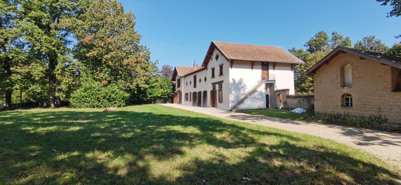 Aux Domaines D'Automne Apartment Peronnas ภายนอก รูปภาพ